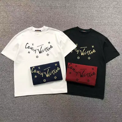 ¥115 L⭐ T-SHIRT 3101052321 (im 170cm 60kg i wear size M in the phot)