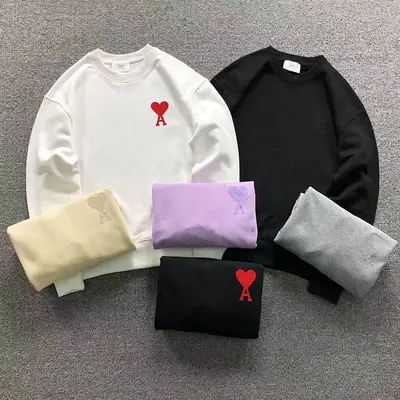 ¥125 AMI HOODIE 3201080517(im 170cm 60kg i wear size S in the phot)
