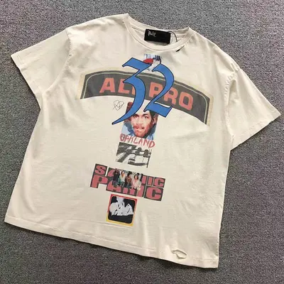 ¥95 PA⭐Y H⭐LLYW⭐OD T-SHIRT 12181699(im 170cm 60kg i wear size M in the phot)