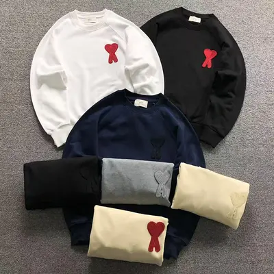 ¥125 AMI HOODIE 3201081017(im 170cm 60kg i wear size S in the phot)