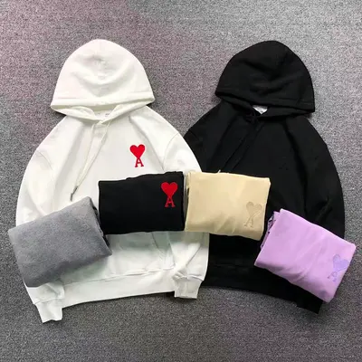 ¥158 AMI HOODIE 3201081417(im 170cm 60kg i wear size S in the phot)