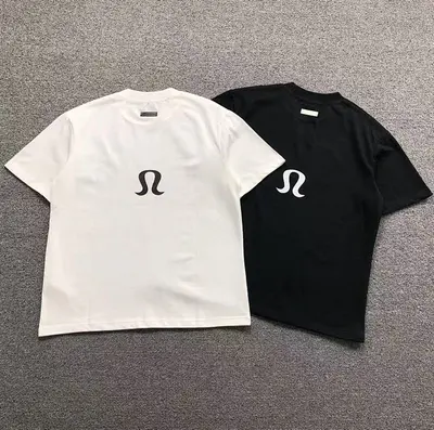 ￥95 LULULEMON T-SHIRT 42010925167（im 170cm 60kg i wear size M in the phot）