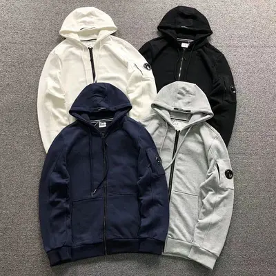 ￥165 CP HOODIE 4201091336（im 170cm 60kg i wear size M in the phot）