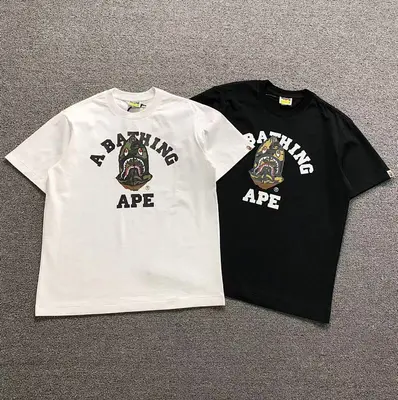 ¥108 BAPE T-SHIRT 3201130111 (im 170cm 60kg i wear size M in the phot)