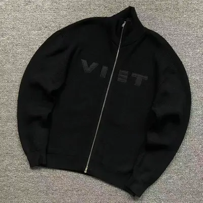 ¥235 VETEMENTS SWEATER 4201100128 (im 170cm 60kg i wear size M in the phot)