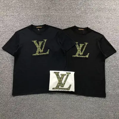 ￥118 L⭐ T-SHIRT 5211326147（im 170cm 60kg i wear size L in the phot）