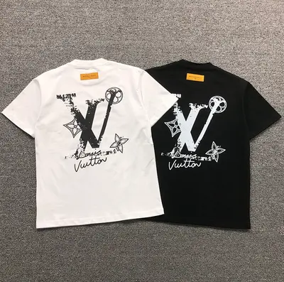 ￥125 L⭐ T-SHIRT 121140160（im 170cm 60kg i wear size S in the phot）