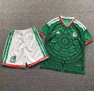 ¥75 FOOTBALL T-SHIRT SHORTS CHILD 1211633002