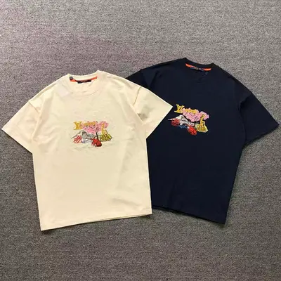 ¥108 L⭐ T-SHIRT 521175619(im 170cm 60kg i wear size S in the phot)