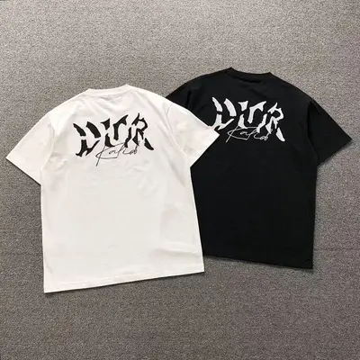 ￥125 D⭐O⭐ T-SHIRT 3201201121（im 170cm 60kg i wear size L in the phot）
