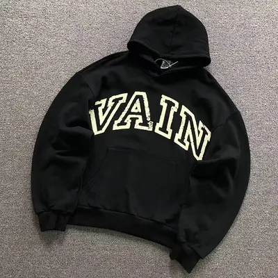 ￥208 SA⭐N⭐ VA⭐IT⭐ HOODIE 3201202772（im 170cm 60kg i wear size M in the phot）