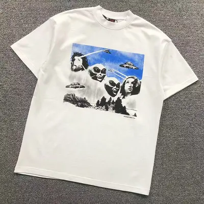 ￥108 SAINT MICHAEL T-SHIRT 3201211317（im 170cm 60kg i wear size S in the phot）