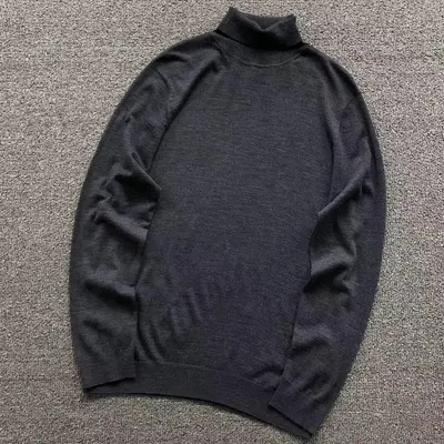 ￥218 H⭐G⭐ B⭐⭐S SWEATER 2201210204（im 170cm 60kg i wear size L in the phot）
