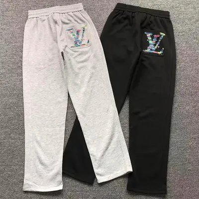 ¥185 L⭐ TROUSERS 3201230817(im 170cm 60kg i wear size M in the phot)