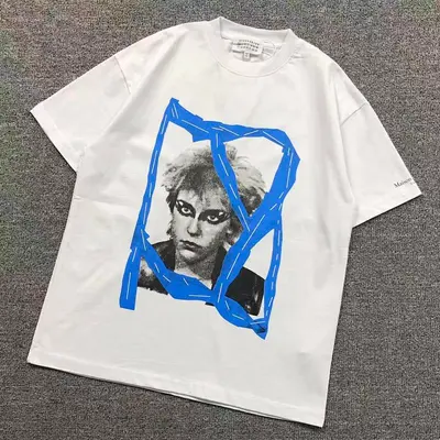 ￥88 MAISON MARGIELA T-SHIRT 5212419162（im 170cm 60kg i wear size 44 in the phot）