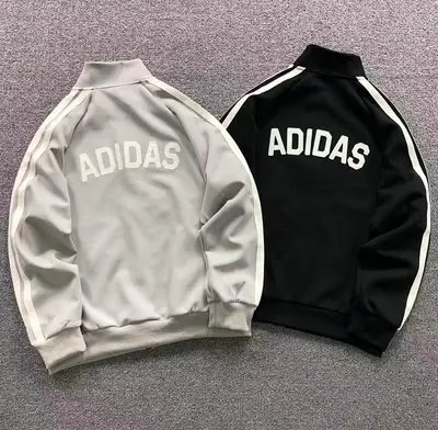 ¥138 A⭐I⭐AS HOODIE 2202260835(im 170cm 60kg i wear size S in the phot)