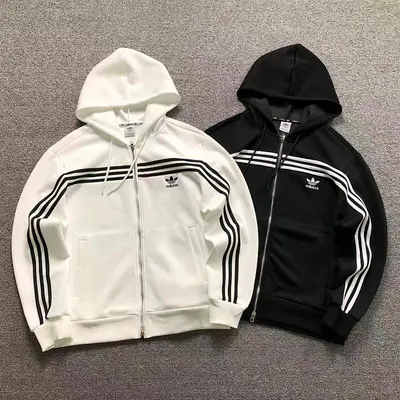 ¥138 A⭐I⭐AS HOODIE 2202260935(im 170cm 60kg i wear size M in the phot)