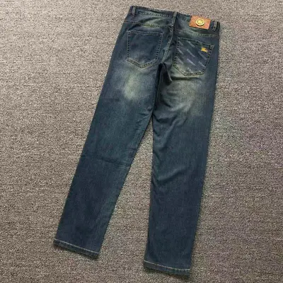 ¥215 B⭐R⭐E⭐RY TROUSERS 2202021701(im 170cm 60kg i wear size 32 in the phot)