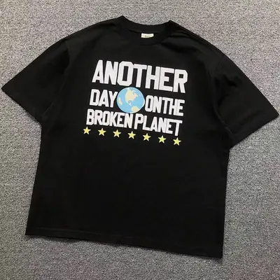 ¥95 BROKEN PLANET T-SHIRT 3202030421 (im 170cm 60kg i wear size S in the phot)