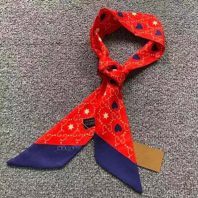 ¥68 G⭐C⭐I SCARF 5220732102 (长180CM*宽6CM*)