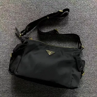 ￥218 P⭐A⭐A BAG 4203040775 ( 长25CM*宽10CM*高20CM)