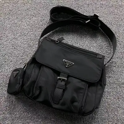 ￥208 P⭐A⭐A BAG 4203040575 ( 长24CM*宽10CM*高24CM)