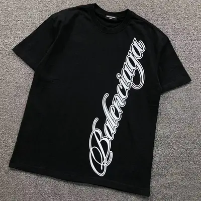 ￥88 B⭐L⭐⭐⭐IA⭐A T-SHIRT 5230502136（im 170cm 60kg i wear size XS in the phot）