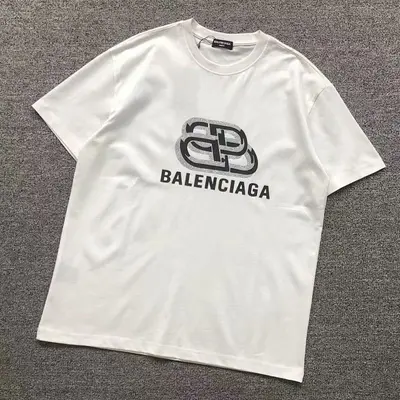 ￥95 B⭐L⭐⭐⭐IA⭐A T-SHIRT 5230605136（im 170cm 60kg i wear size M in the phot）