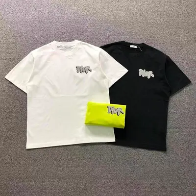 ￥115 D⭐O⭐ T-SHIRT 520121820（im 170cm 60kg i wear size M in the phot）