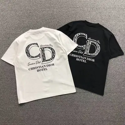 ￥115 D⭐O⭐ T-SHIRT 520121420（im 170cm 60kg i wear size M in the phot）