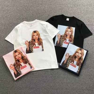 ￥95 S⭐⭐R⭐⭐E T-SHIRT 123120302（im 170cm 60kg i wear size M in the phot）