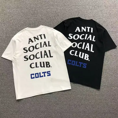 ￥85 ANTI SOCIAL SOCIAL CLUB T-SHIRT 123132502（im 170cm 60kg i wear size L in the phot）