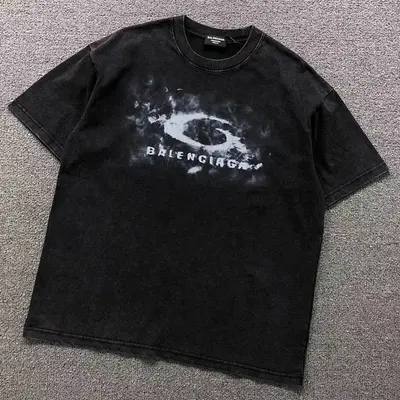 ￥168 B⭐L⭐⭐⭐IA⭐A T-SHIRT 2203182205 （im 170cm 60kg i wear size M in the phot）