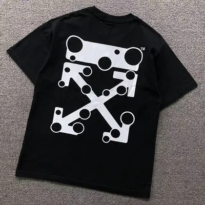 ￥108 OFF-WHITE T-SHIRT 523170170（im 170cm 60kg i wear size XS in the phot）