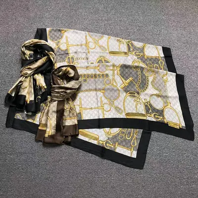 ￥68 G⭐C⭐I SCARF 2203170976 (长180CM*宽90CM*)