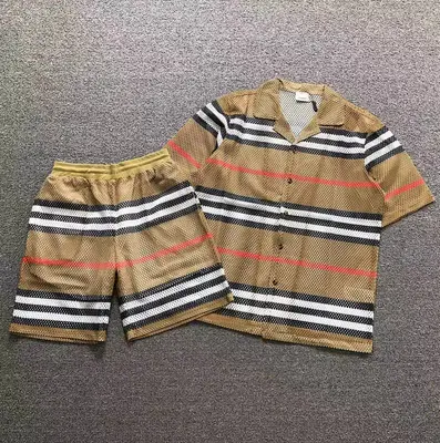 TOP ¥168 SHORTS ¥158 B⭐R⭐E⭐RY T-SHIRT SHORTS 5231922147(im 170cm 60kg i wear size S in the phot)