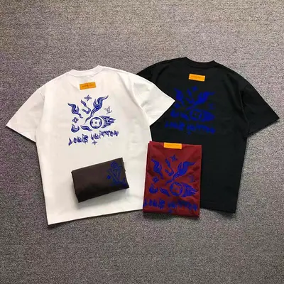 ￥118 L⭐ T-SHIRT 5231902147 （im 170cm 60kg i wear size M in the phot）