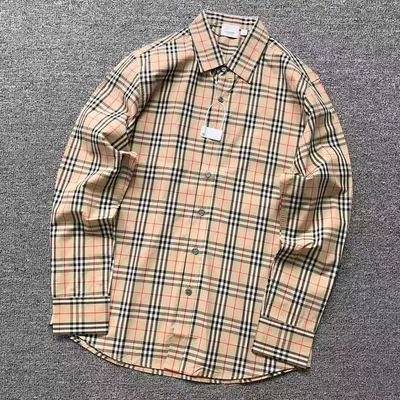 ¥225 B⭐R⭐E⭐RY SHIRT 22032005001(im 170cm 60kg i wear size M in the phot)