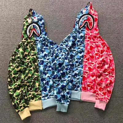 ￥215 BAPE HOODIE 3203210617（im 170cm 60kg i wear size M in the phot）