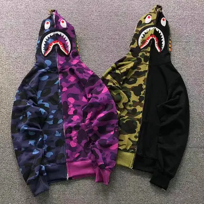 ￥215 BAPE HOODIE 3203210717（im 170cm 60kg i wear size S in the phot）
