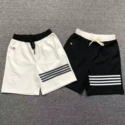 ￥115 THOM BROWNE SHORTS 3203236220（im 170cm 60kg i wear size L in the phot）