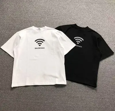 ￥118 B⭐L⭐⭐⭐IA⭐A T-SHIRT 42032404163（im 170cm 60kg i wear size XS in the phot）