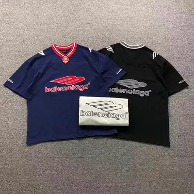 ￥168 B⭐L⭐⭐⭐IA⭐A T-SHIRT 3203240221