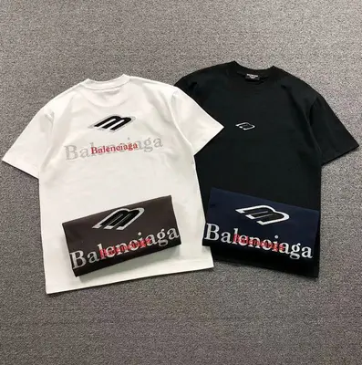 ￥115 B⭐L⭐⭐⭐IA⭐A T-SHIRT 3203243121 （im 170cm 60kg i wear size M in the phot）