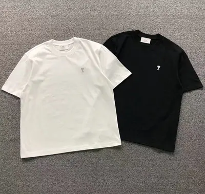 ￥138 AMI T-SHIRT 22032607001（im 170cm 60kg i wear size S in the phot）