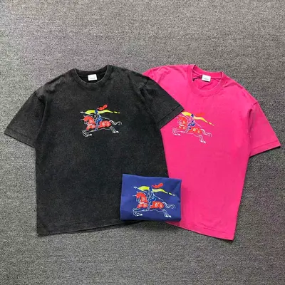 ¥158 B⭐R⭐E⭐RY T-SHIRT 2203262101(im 170cm 60kg i wear size M in the phot)