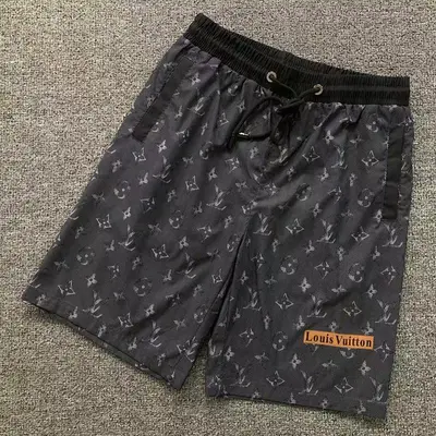 ￥95 L⭐ SHORTS 3203274020（im 170cm 60kg i wear size L in the phot）