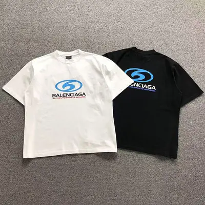 ¥125 B⭐L⭐⭐⭐IA⭐A T-SHIRT 42032810163(im 170cm 60kg i wear size XS in the phot)