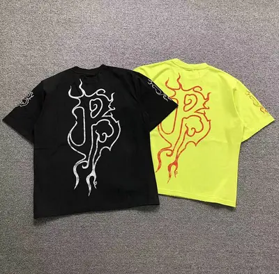 ¥125 B⭐L⭐⭐⭐IA⭐A T-SHIRT 42032808163(im 170cm 60kg i wear size XS in the phot)