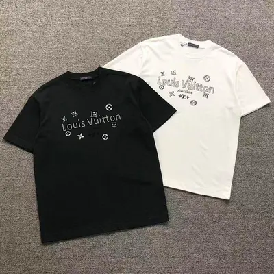 ￥118 L⭐ T-SHIRT 5240108147（im 170cm 60kg i wear size L in the phot）